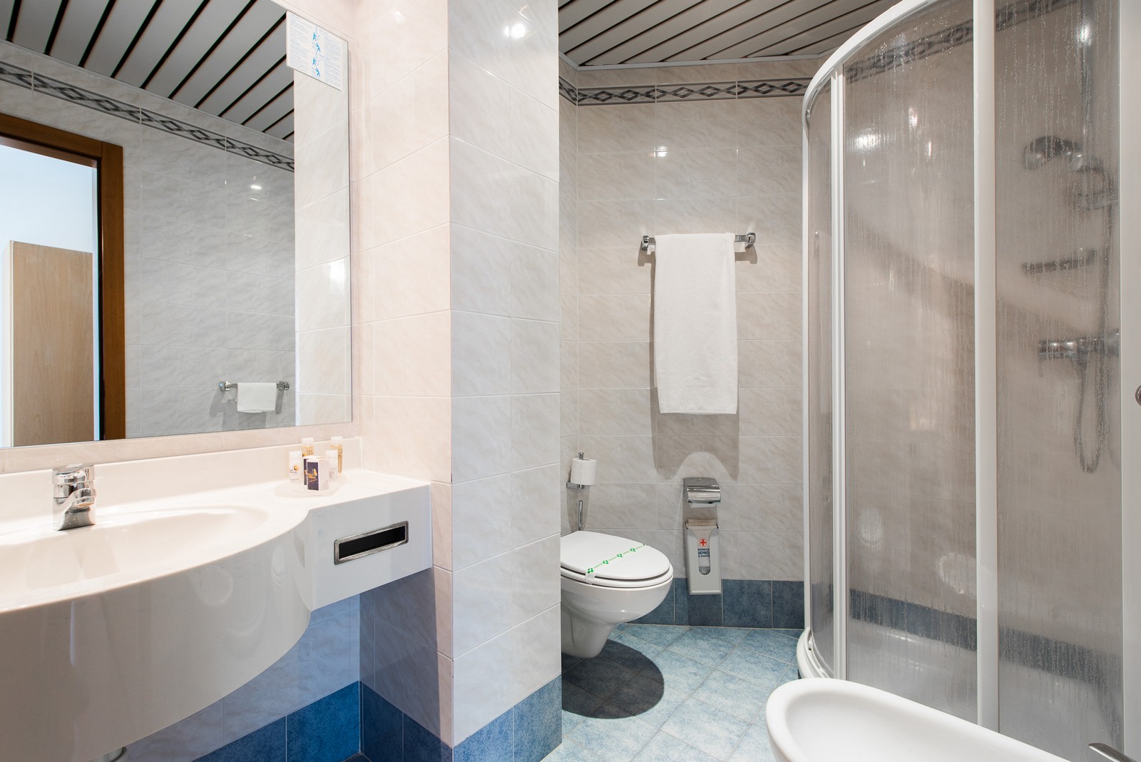 Zimmer Aboard Hotel Villa Stella